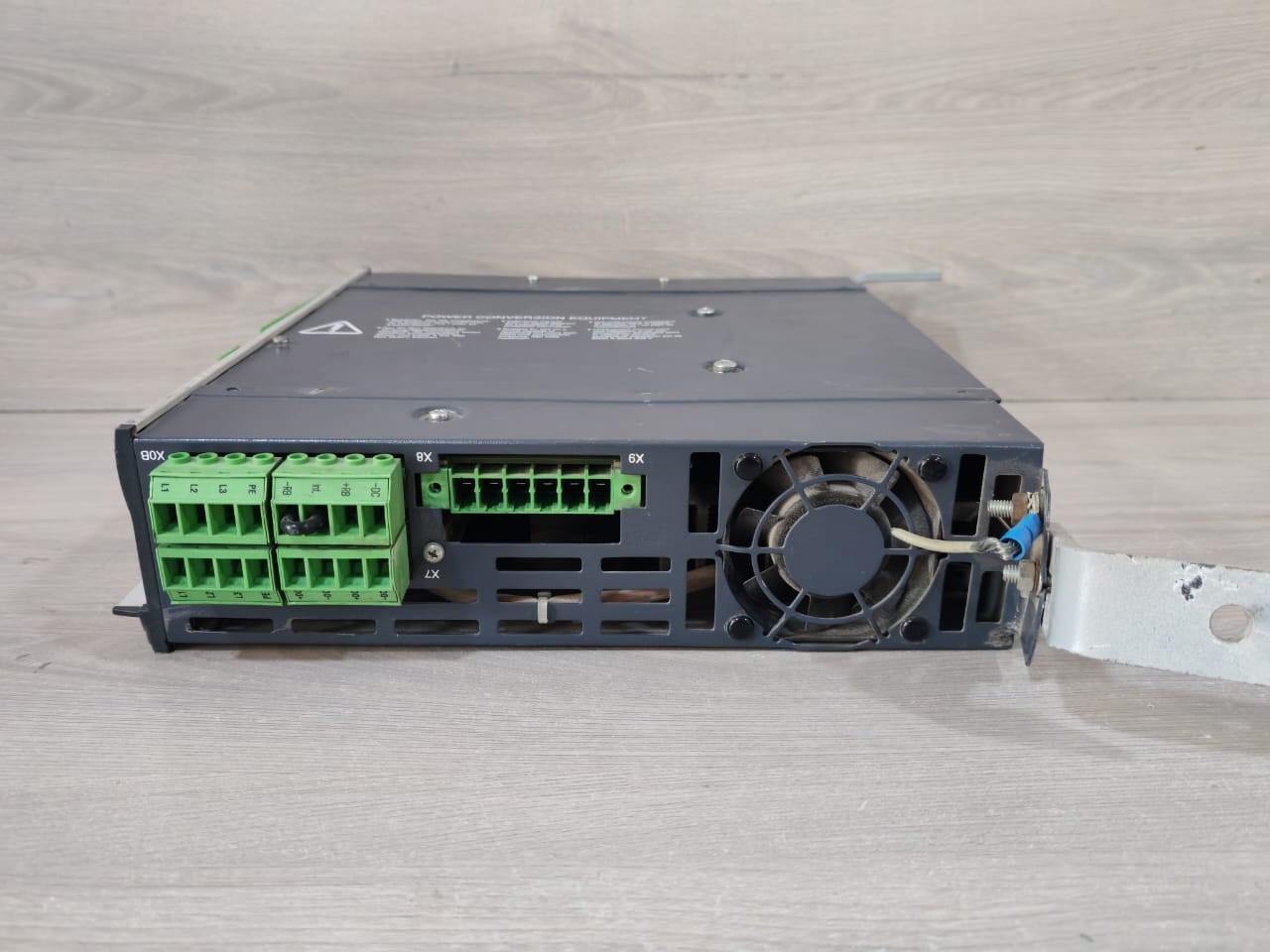 ABB ACP201-02 ABB ACP201-02 3ADM200132R0101 SW VER.5.76 SERVO DRIVE 400V 9