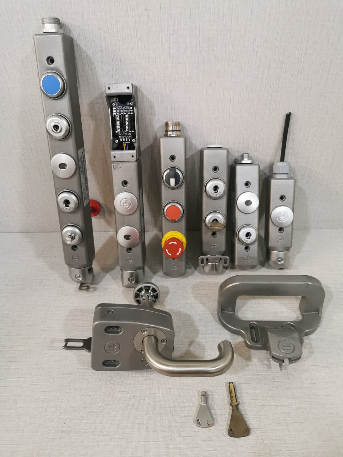 FORTRESS INTERLOCKS THFRXSNSMDUPZQ7 FORTRESS INTERLOCKS TGARD KIT THFRXSNSMDUPZQ7, THESSQ1, THSSMDLW1, THFSNABBF 3
