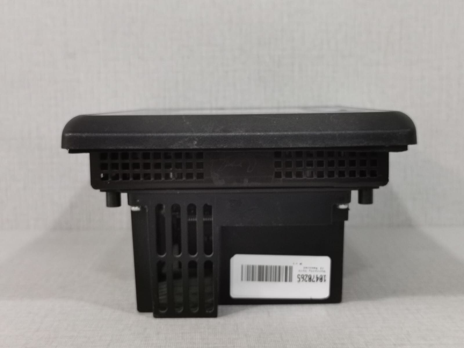 Allen-Bradley 2711-B6C8 Allen Bradley 2711-B6C8 /B PanelView 600 Color Terminal Keypad/Touch DH+/RS-232 5