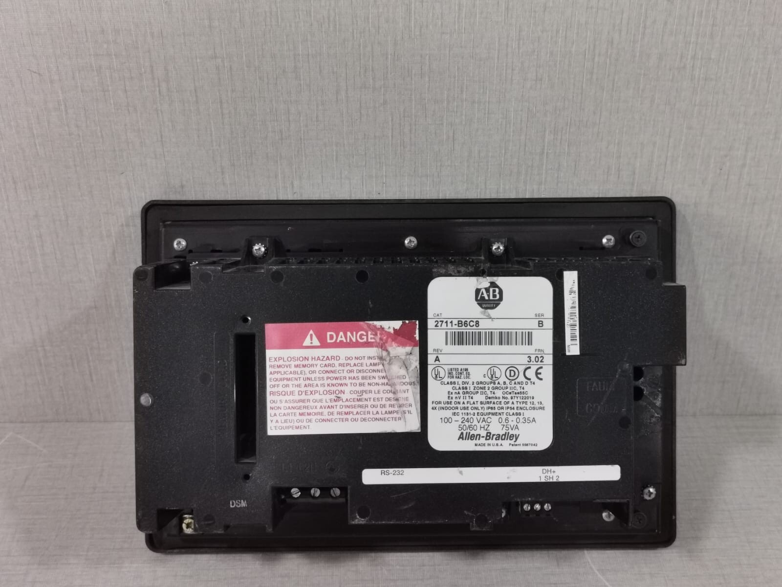 Allen-Bradley 2711-B6C8 Allen Bradley 2711-B6C8 /B PanelView 600 Color Terminal Keypad/Touch DH+/RS-232 8