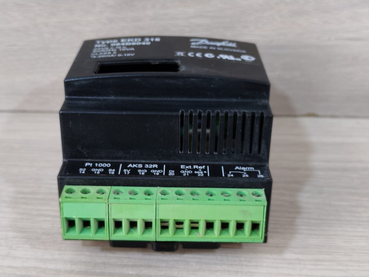 Danfoss EKD-316 Danfoss EKD 316 Superheat Controller 084B8040 3