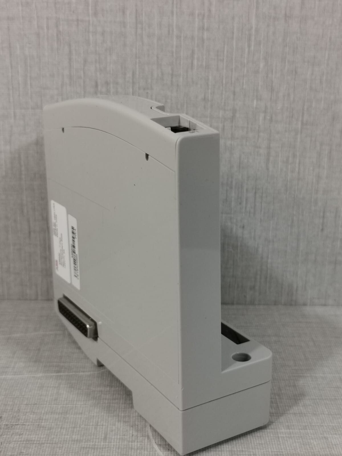 ABB MB600 ABB MB600 Symphony Plus Non-Redundant Base 24V 6