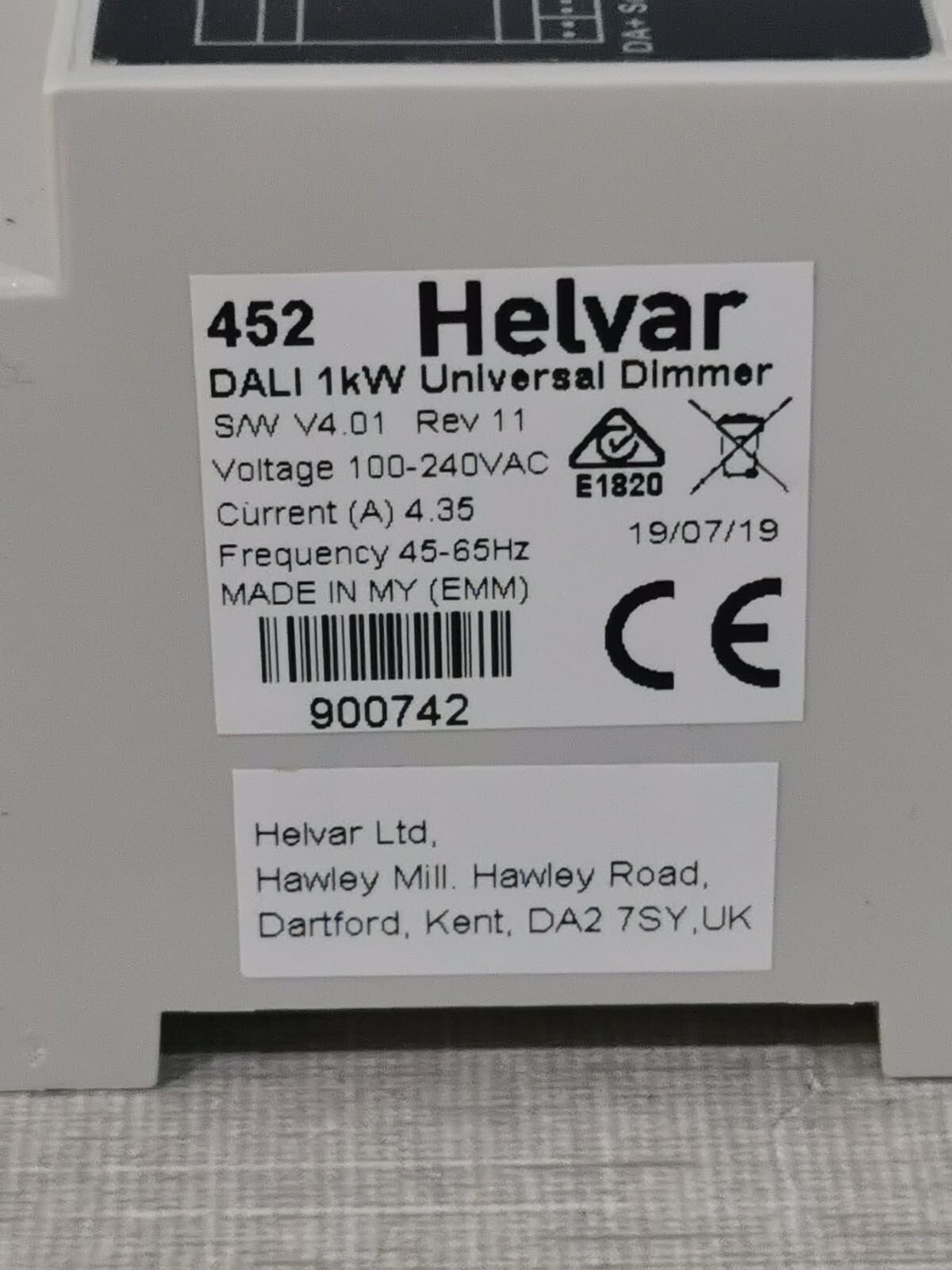 Helvar 452 HELVAR DigiDim 452 DALI 1kW Universal Dimmer 4