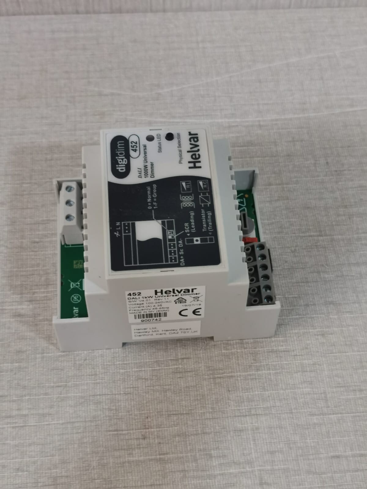 Helvar 452 HELVAR DigiDim 452 DALI 1kW Universal Dimmer 6