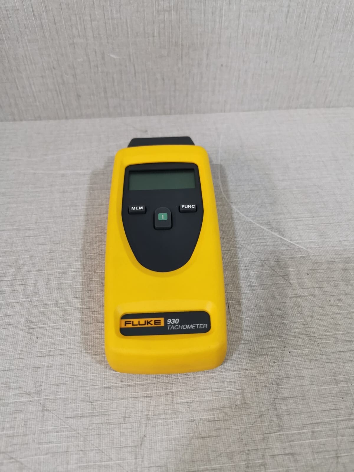 Fluke FLUKE-930 FLUKE 930 Tachometer WITHOUT BATTERY 4