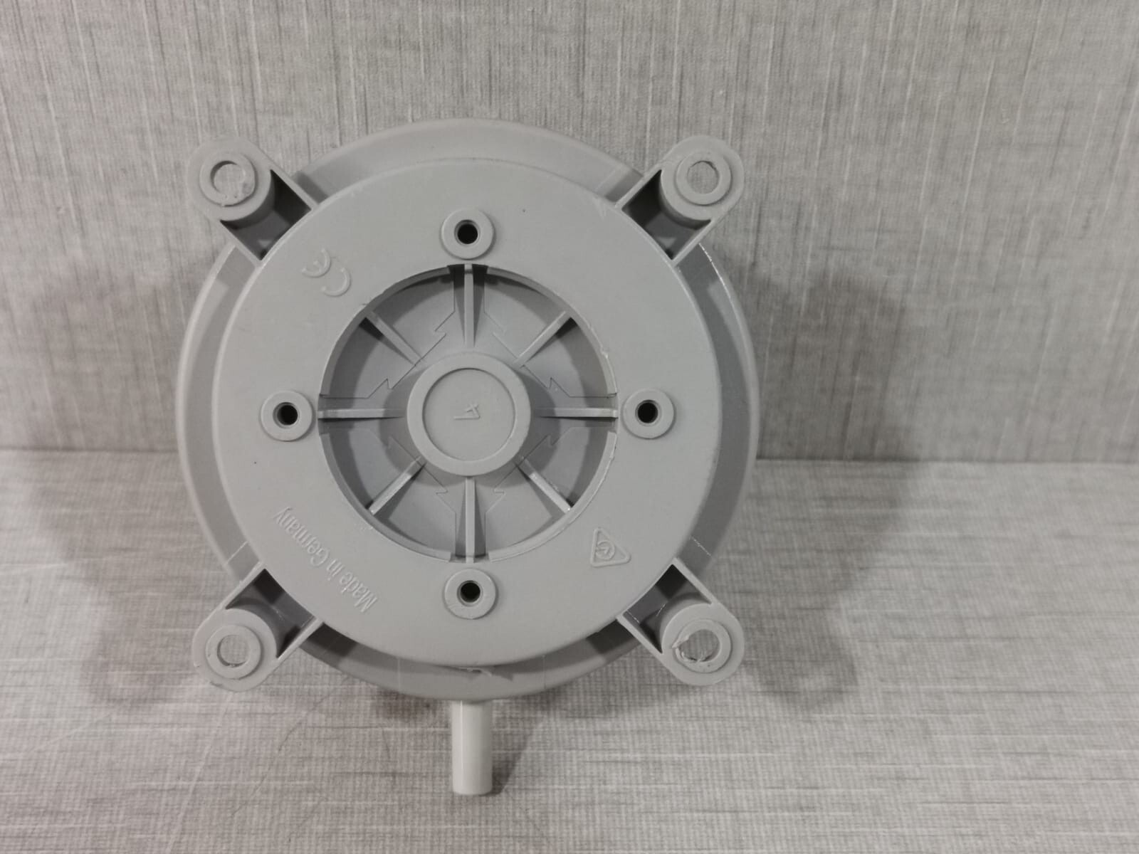 Beck 930.8X BECK Differential Pressure Switch 930.8x 100mbar 6