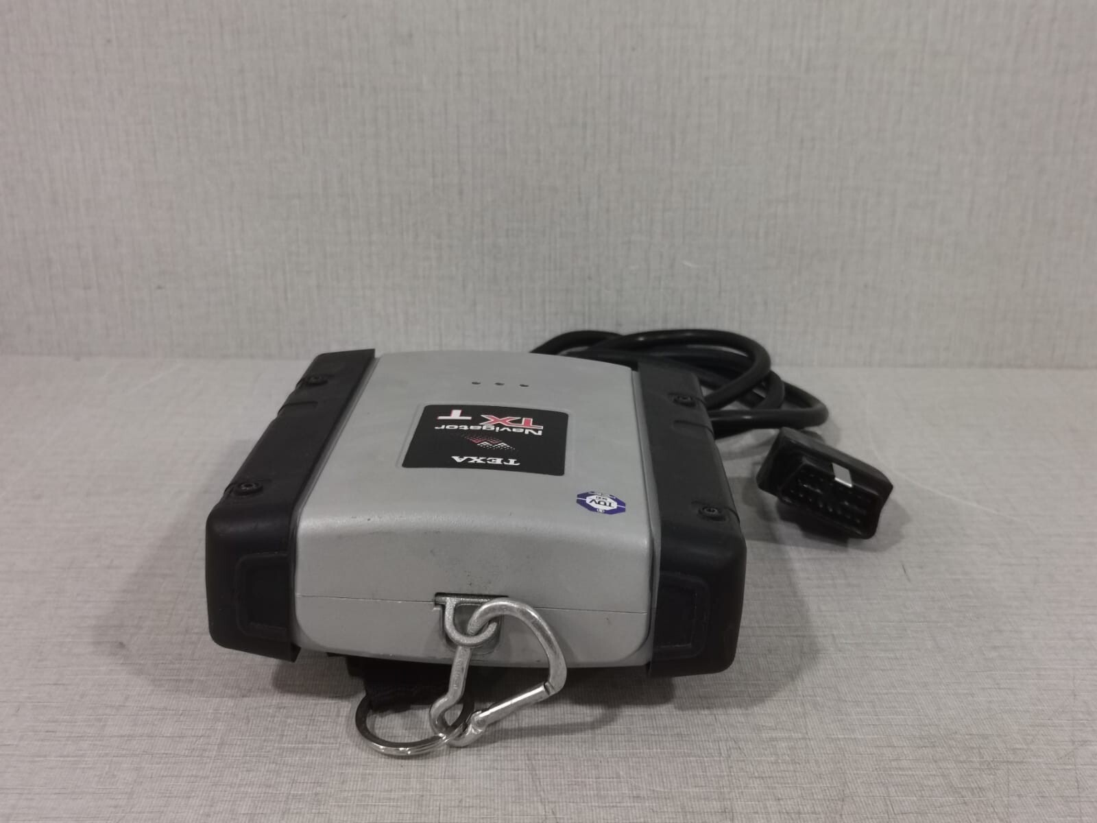 TEXA UNKNOWN Texa Txt Navigator REV.B 12-24V WITH CABLES- WITH BROKEN LOCK CASE 10