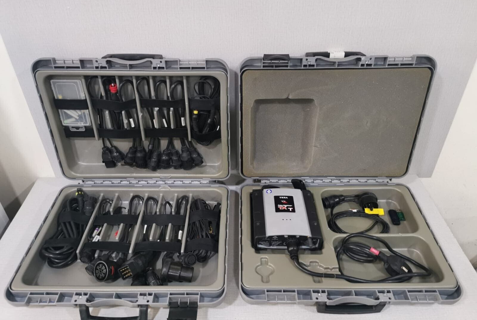 Texa Txt Navigator REV.B 12-24V WITH CABLES- WITH BROKEN LOCK CASE