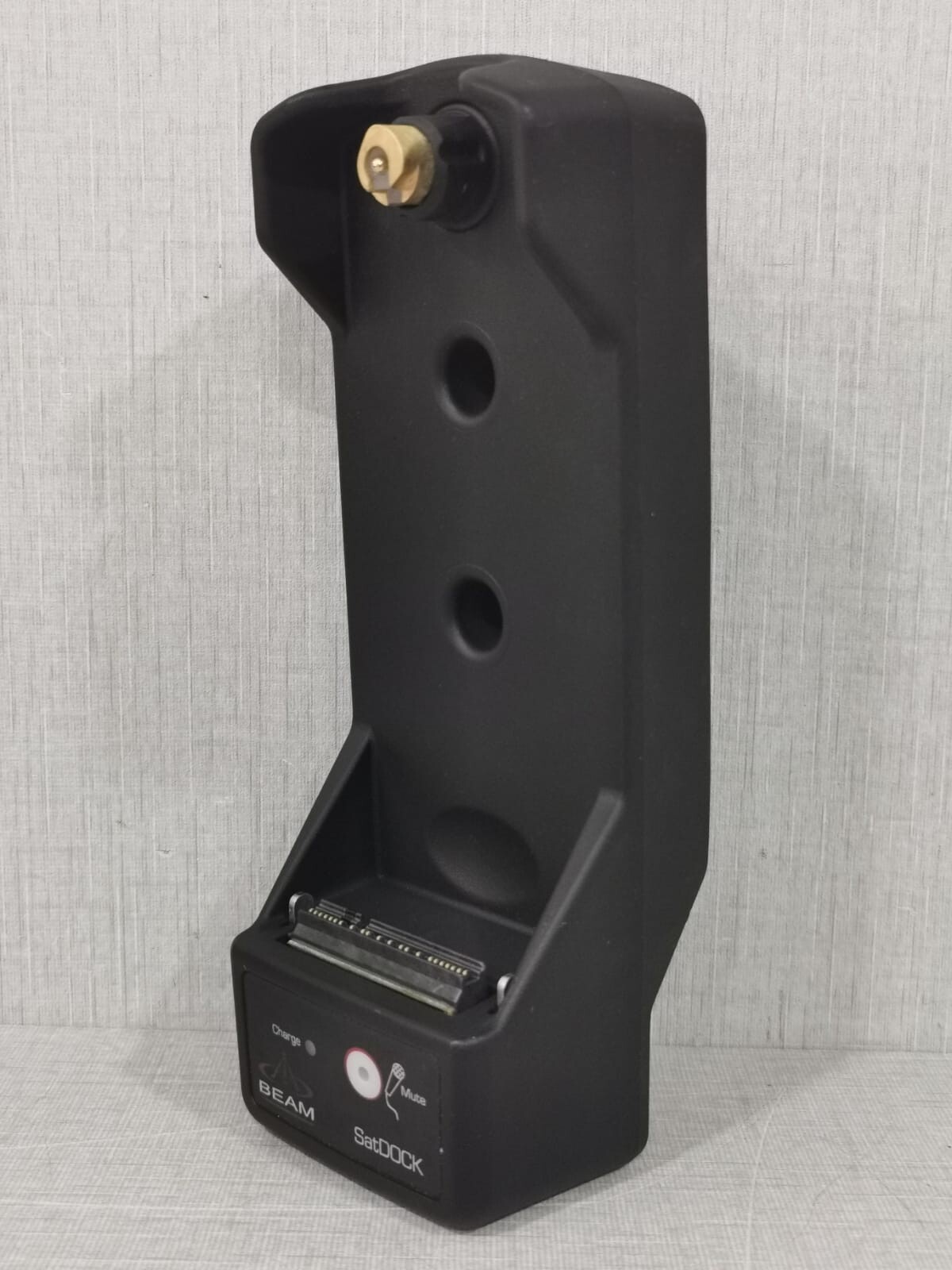 BEAM SatDOCK 9505A Cradle Handsfree Vehicle Kit - Charging Station