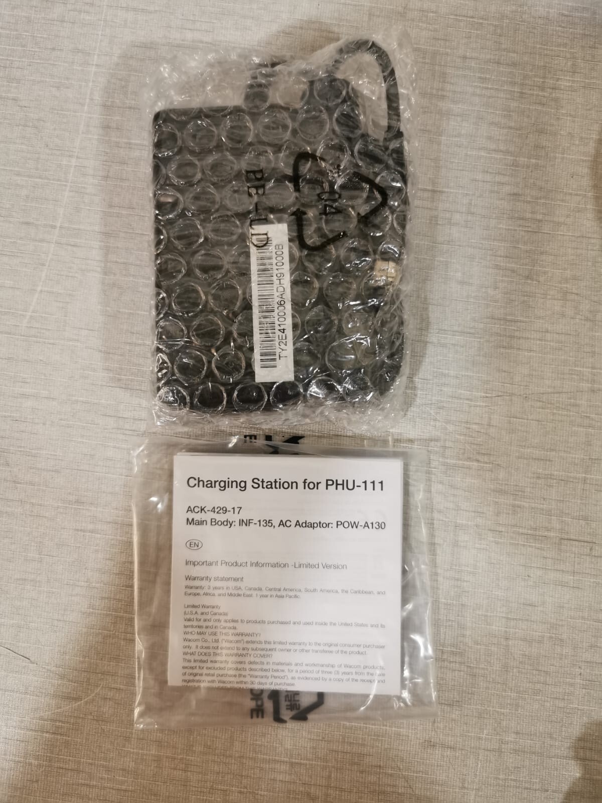Wacom PHU-111 WACOM INF-A135 Charging Station for PHU-111 10