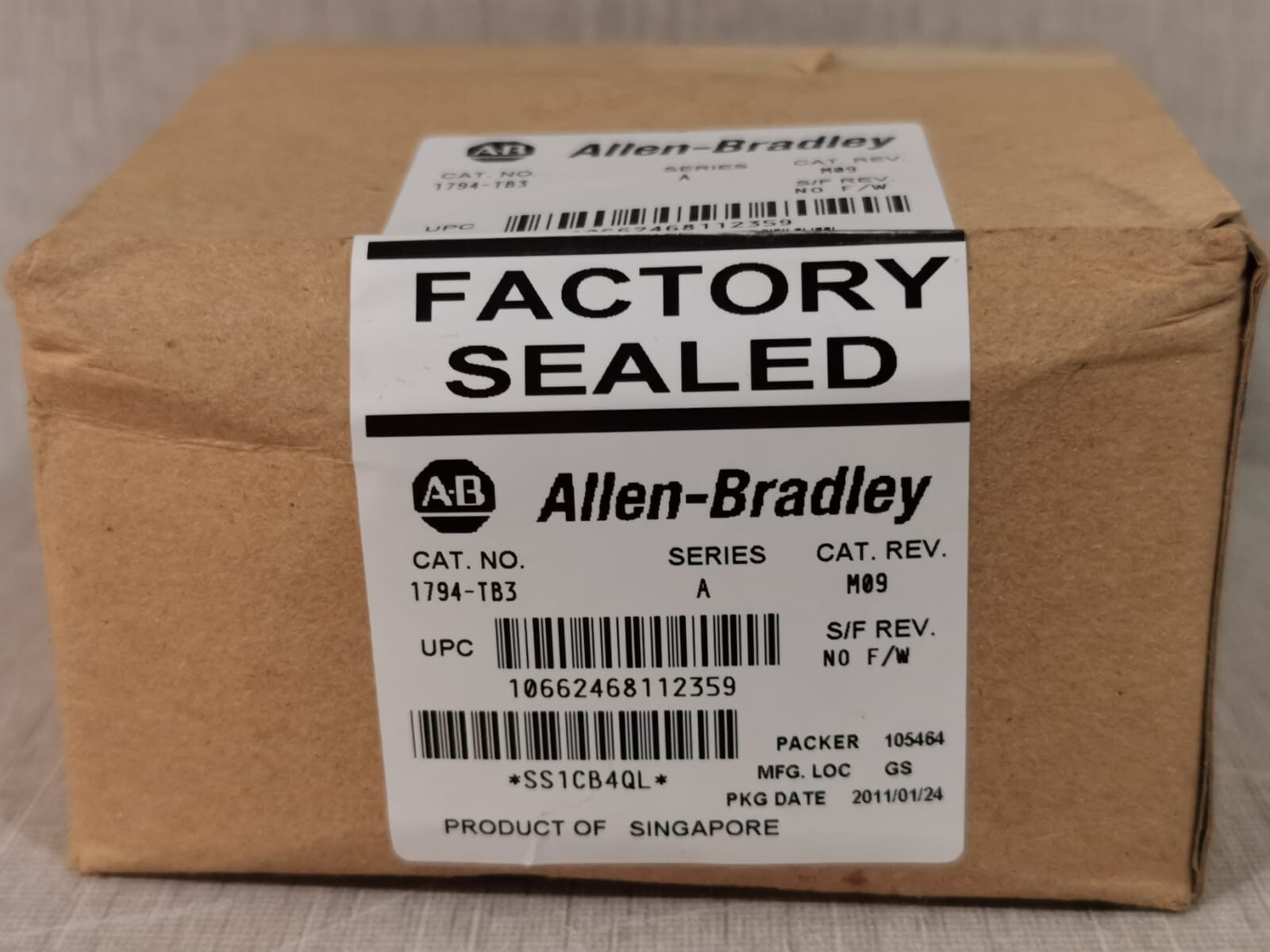 Allen-Bradley 1794-TB3 Allen Bradley 1794-TB3 Ser A Terminal Base 2