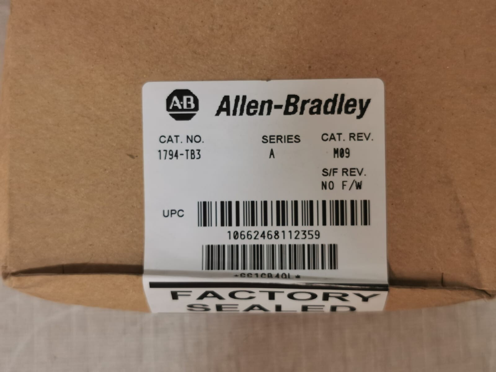 Allen-Bradley 1794-TB3 Allen Bradley 1794-TB3 Ser A Terminal Base 3