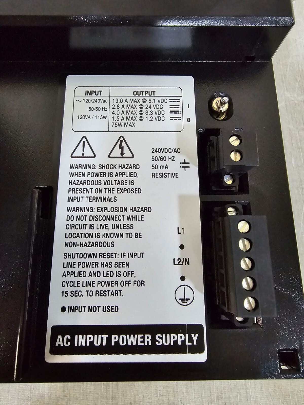 Allen-Bradley 1756-PA75R Allen-Bradley 1756-PA75R SER. A CONTROLLOGIX AC REDUNBANT POWER SUPPLY 10