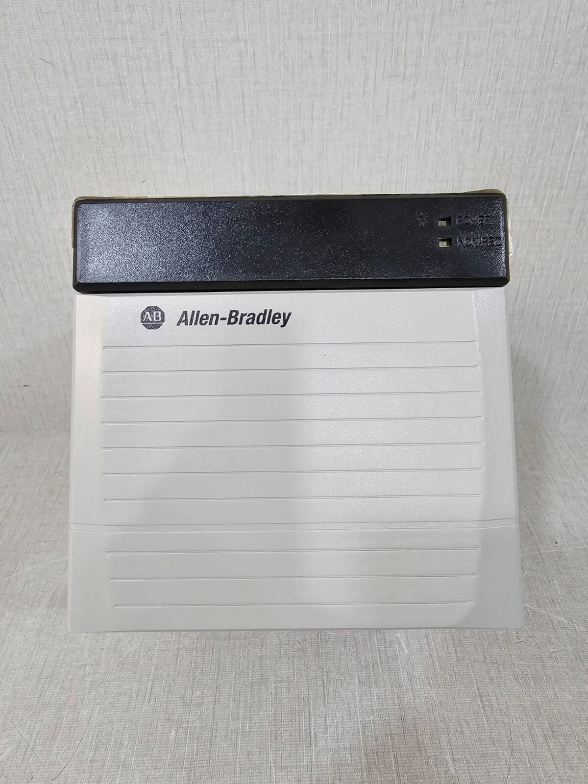 Allen-Bradley 1756-PA75R SER. A CONTROLLOGIX AC REDUNBANT POWER SUPPLY