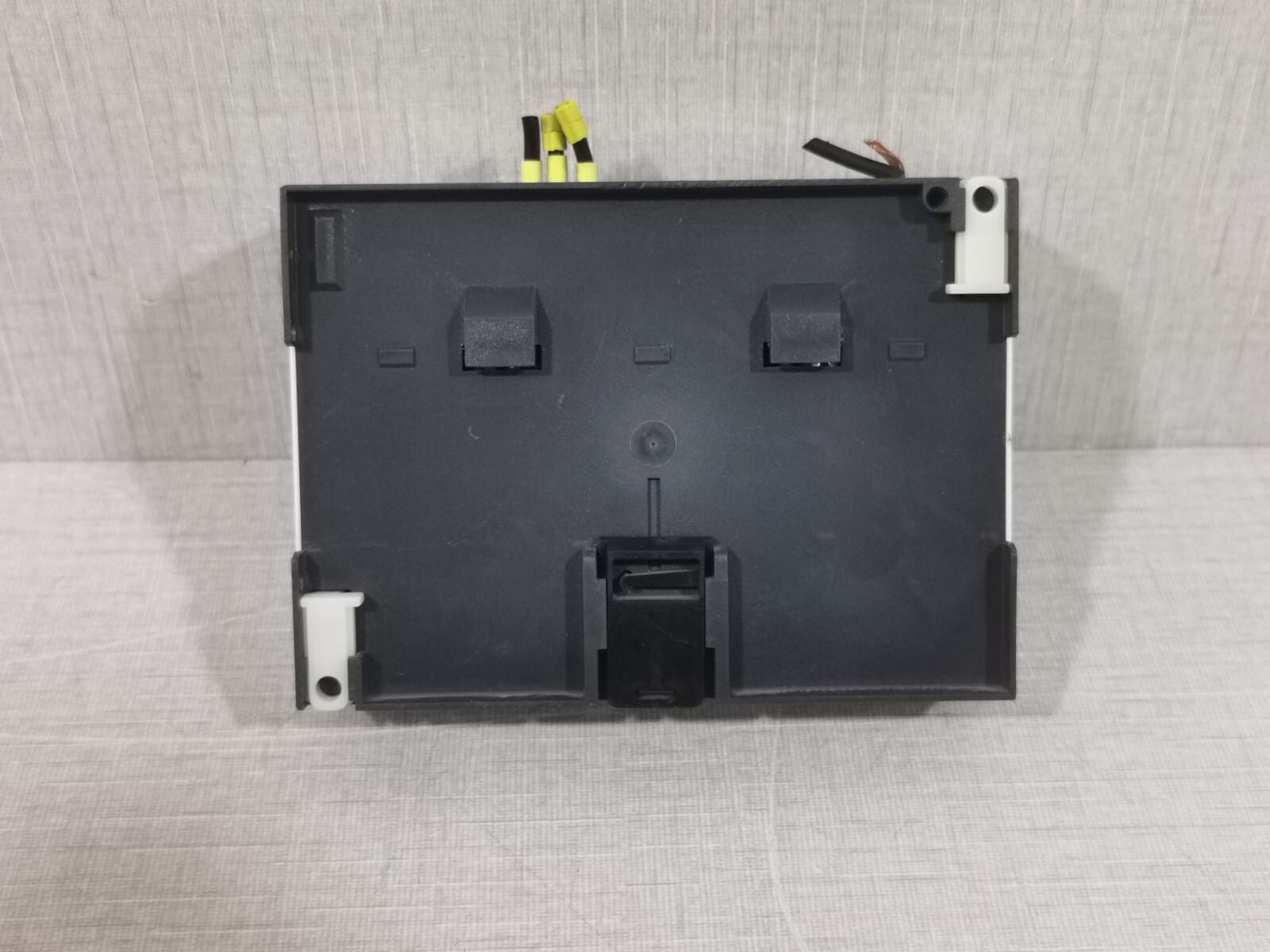 Schneider Electric SR3B261FU Schneider Electric Telemecanique SR3B261FU Modular Smart Relay 10