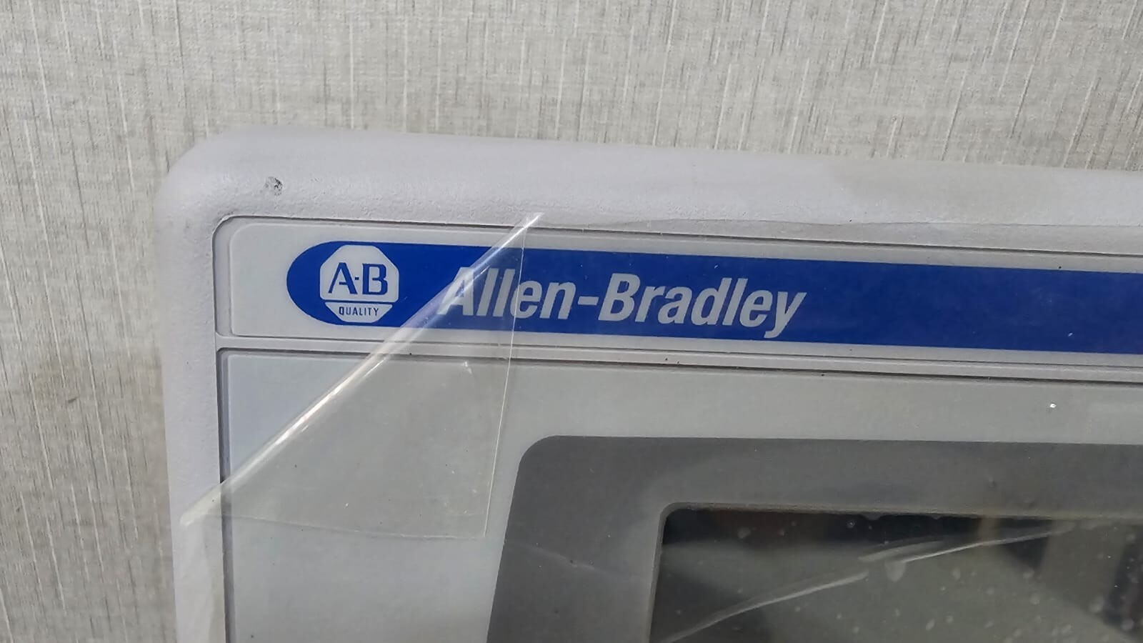 Allen-Bradley 2711P-T10C4D9 & 2711P-RP9D PanelView Plus 1000 Assembled Terminal 2711P-T10C4D9 & Logic Module 2711P-RP9D 5