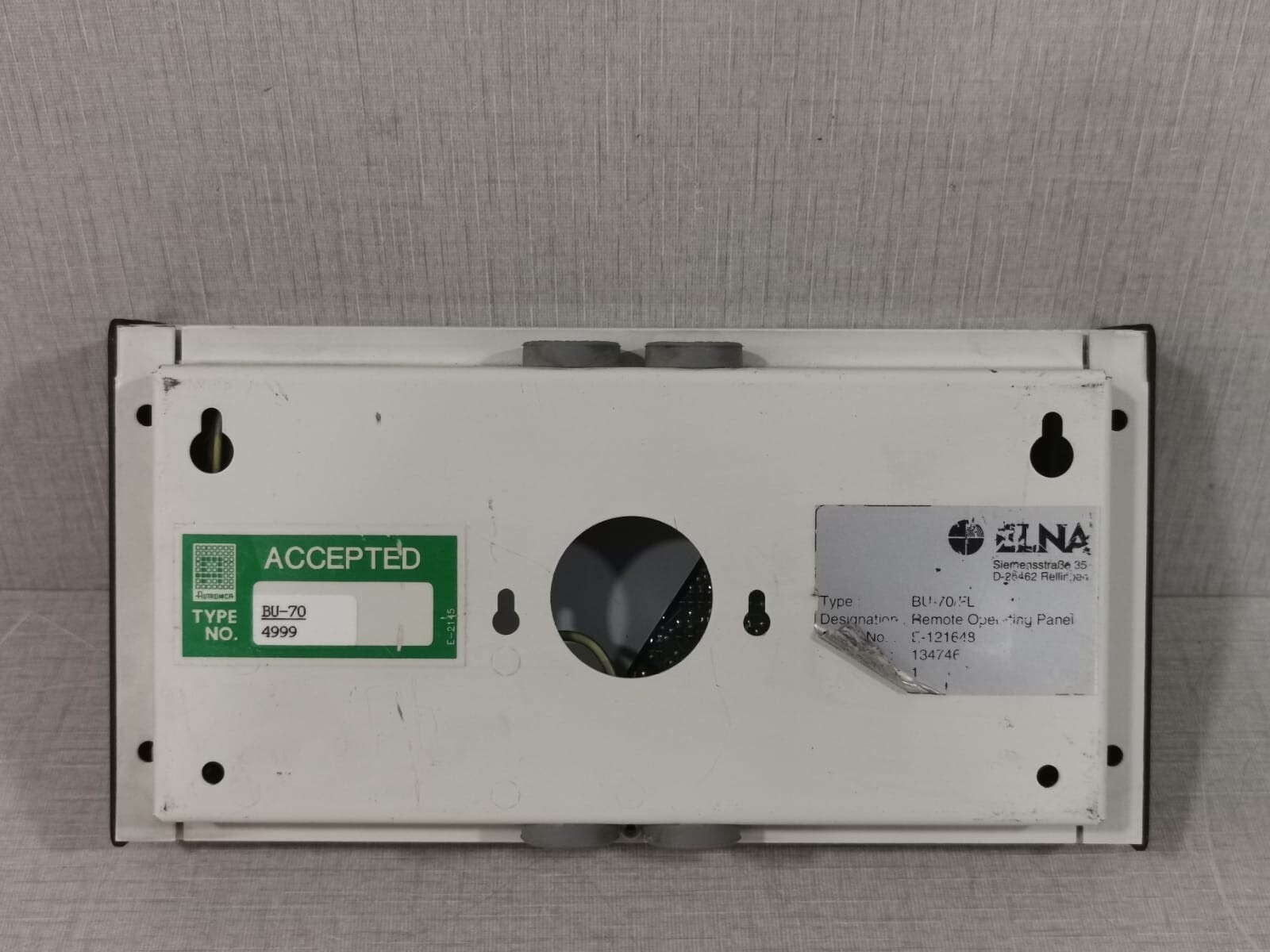 AUTRONICA BU-70 AUTRONICA BU-70 FIRE ALARM CONTROL PANEL WITH DAMAGED SCREEN 3