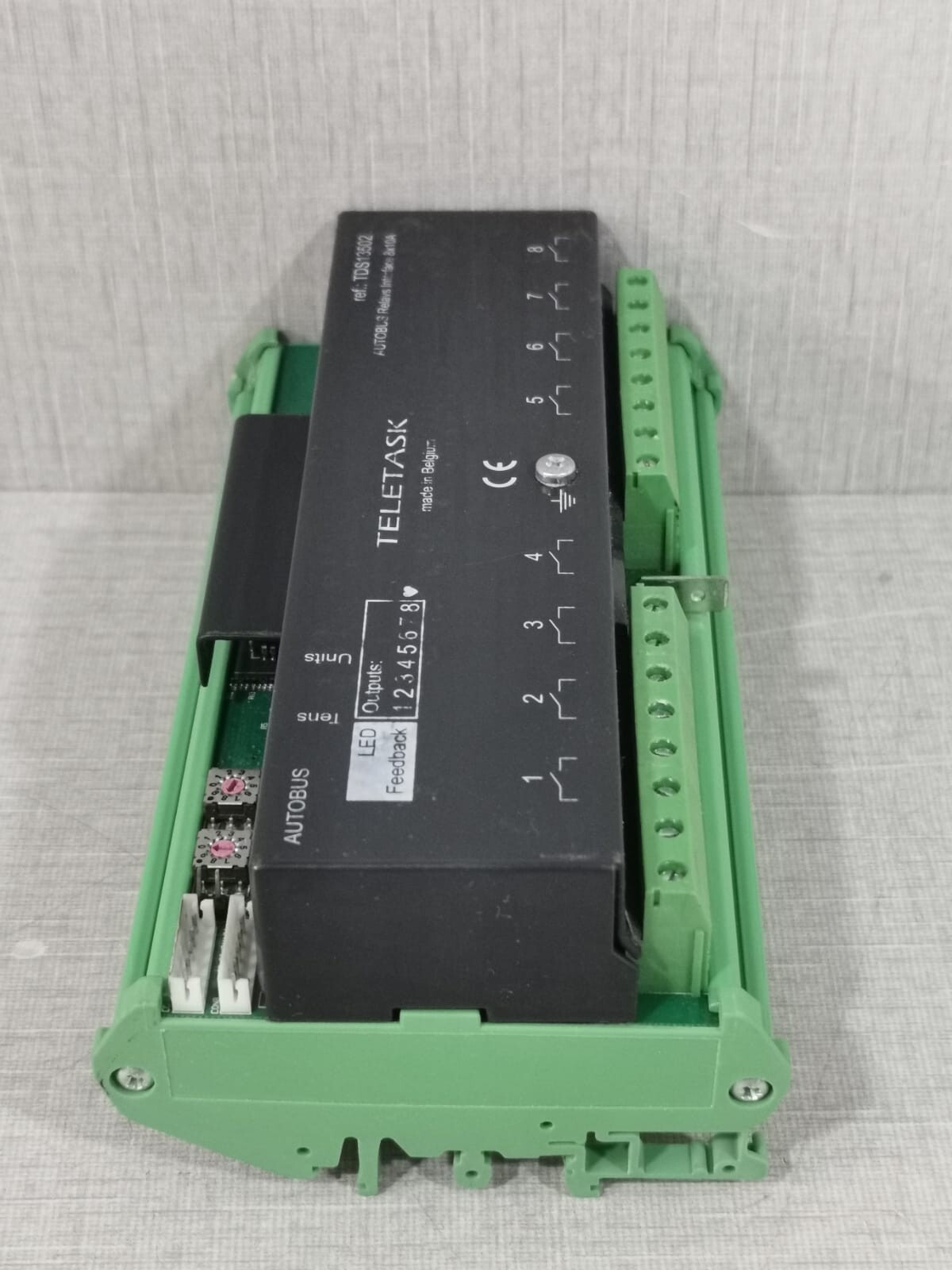 TELETASK TDS13502 TELETASK TDS13502 AUTOBUS Relay interface 8x10A 5