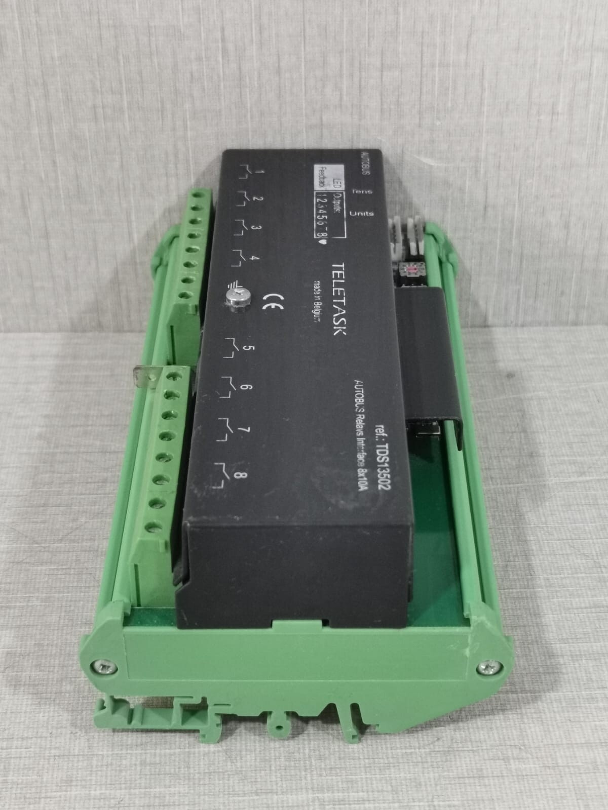 TELETASK TDS13502 TELETASK TDS13502 AUTOBUS Relay interface 8x10A 6