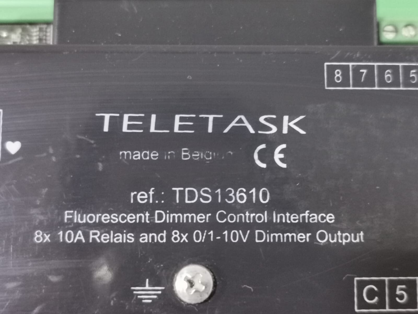 TELETASK TDS13610 TELETASK TDS13610 Flourescent Dimmer Interface 8x 10A Relays /8x 0/1-10v Dimmer 2