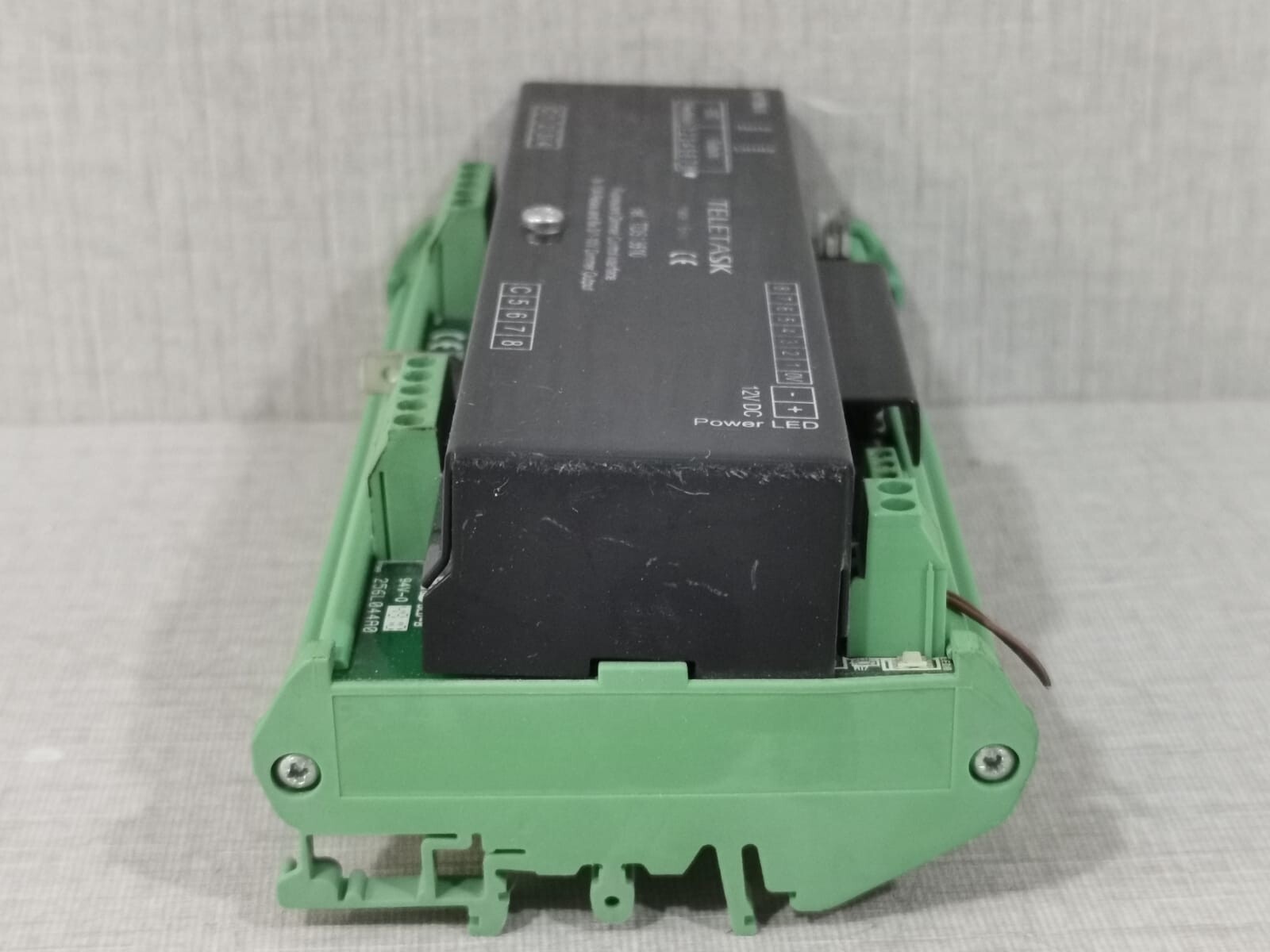 TELETASK TDS13610 TELETASK TDS13610 Flourescent Dimmer Interface 8x 10A Relays /8x 0/1-10v Dimmer 5