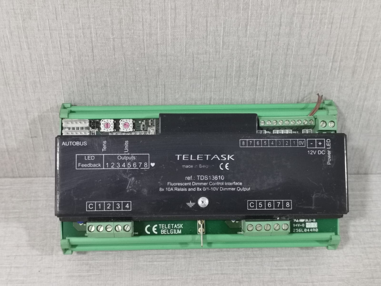 TELETASK TDS13610 Flourescent Dimmer Interface 8x 10A Relays /8x 0/1-10v Dimmer