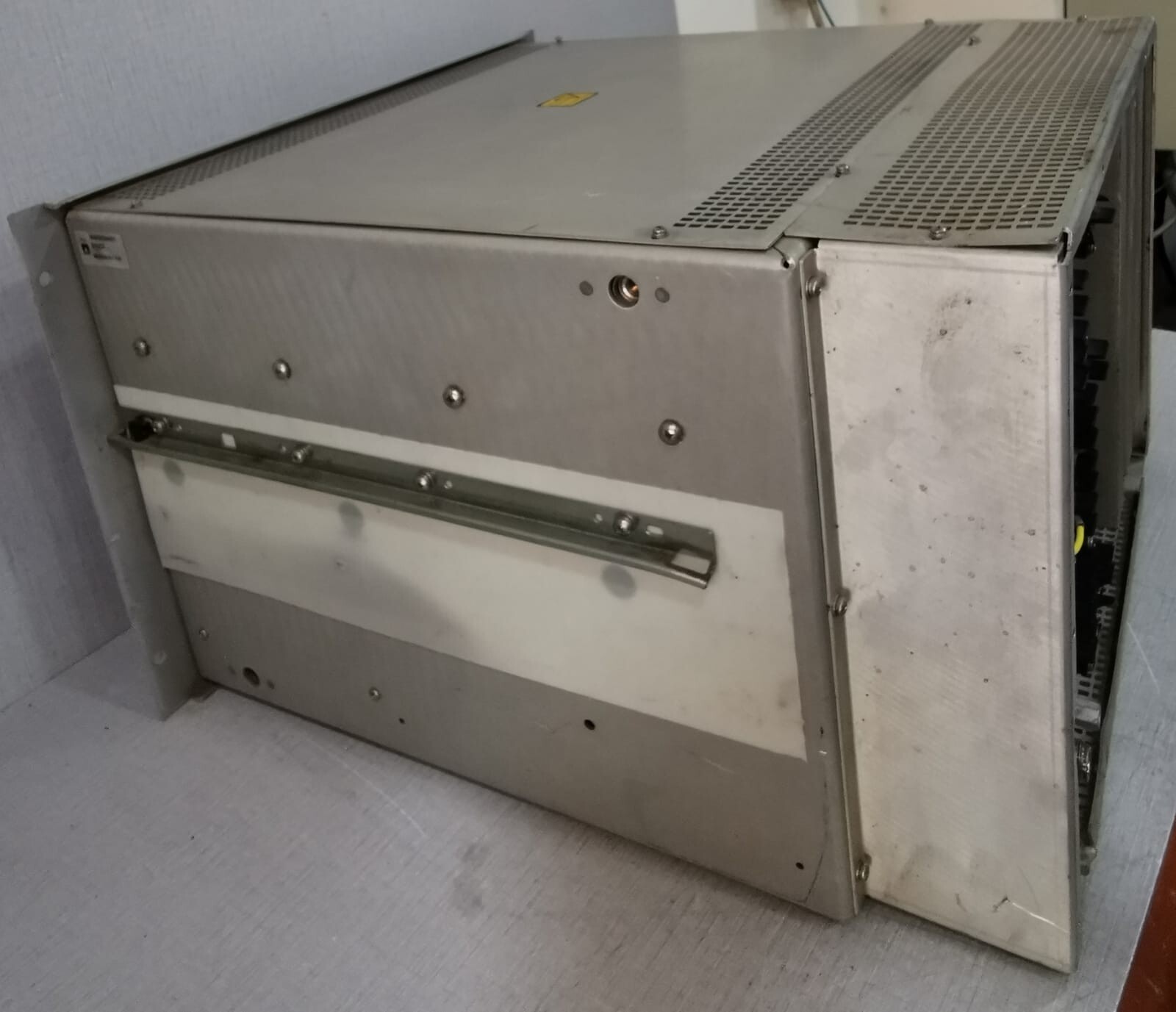 NAUTEL NAUTEL ND500II NAUTEL ND500II RADIO BEACON TRANSMITTER 10