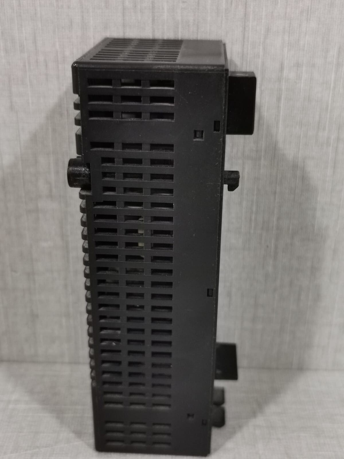 GE Fanuc IC200PWR102E GE Fanuc VersaMax IC200PWR102E POWER SUPPLY 120/240VAC 7