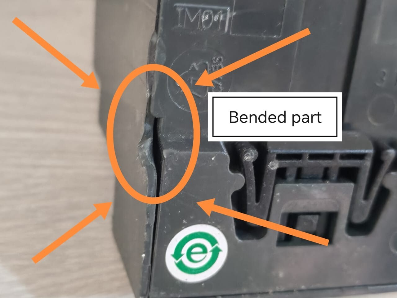 E:CUE Lighting Control AB444210035  SYMPL e:BUS NODE E:CUE IC: AB444210035 SYMPL e:BUS NODE 7