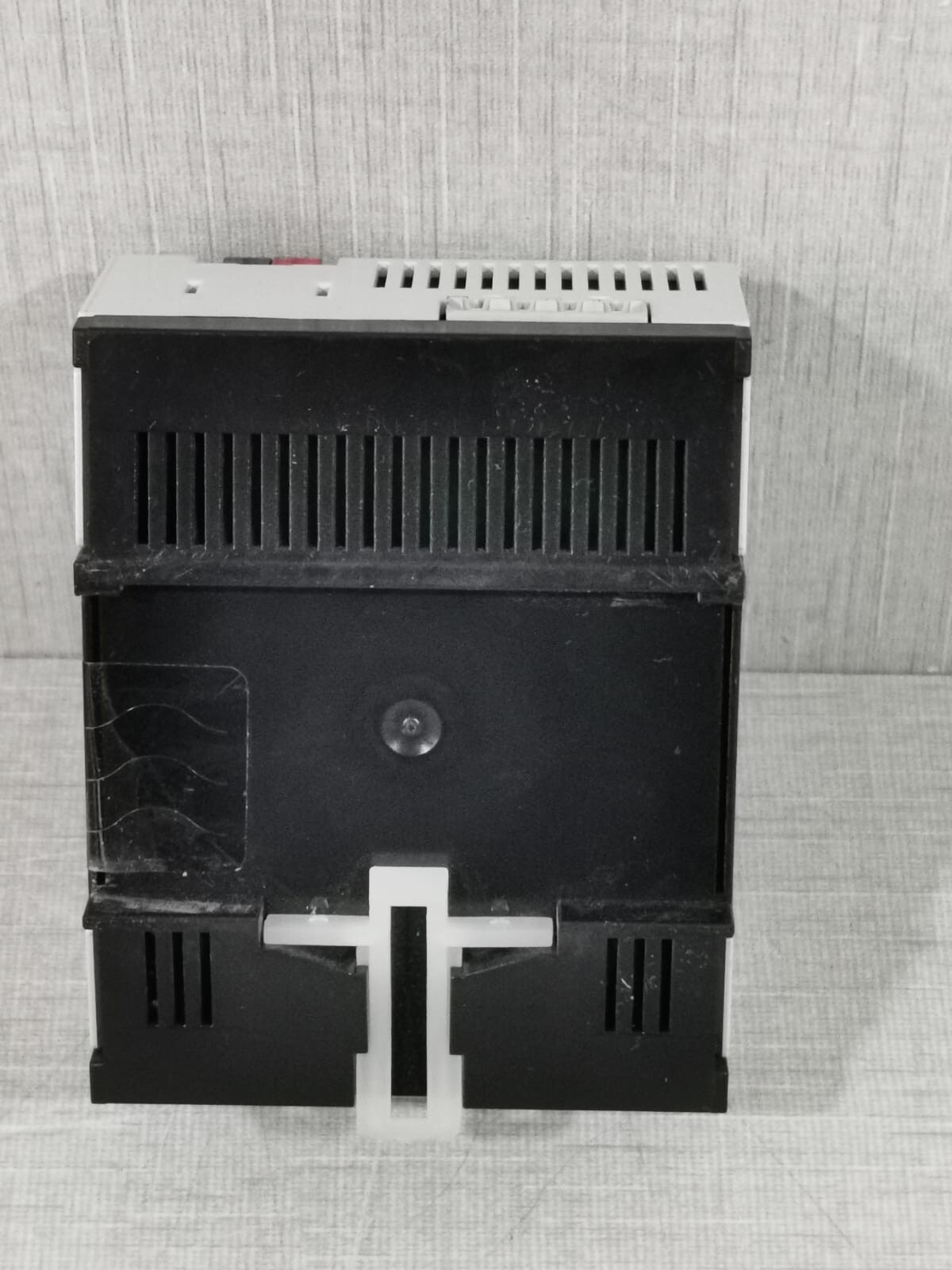 Schneider Electric AC-110 SCHNEIDER ELECTRIC MTN683901 REG AC 110-230V 50-60Hz EMERGENCY POWER SUPPLY 8