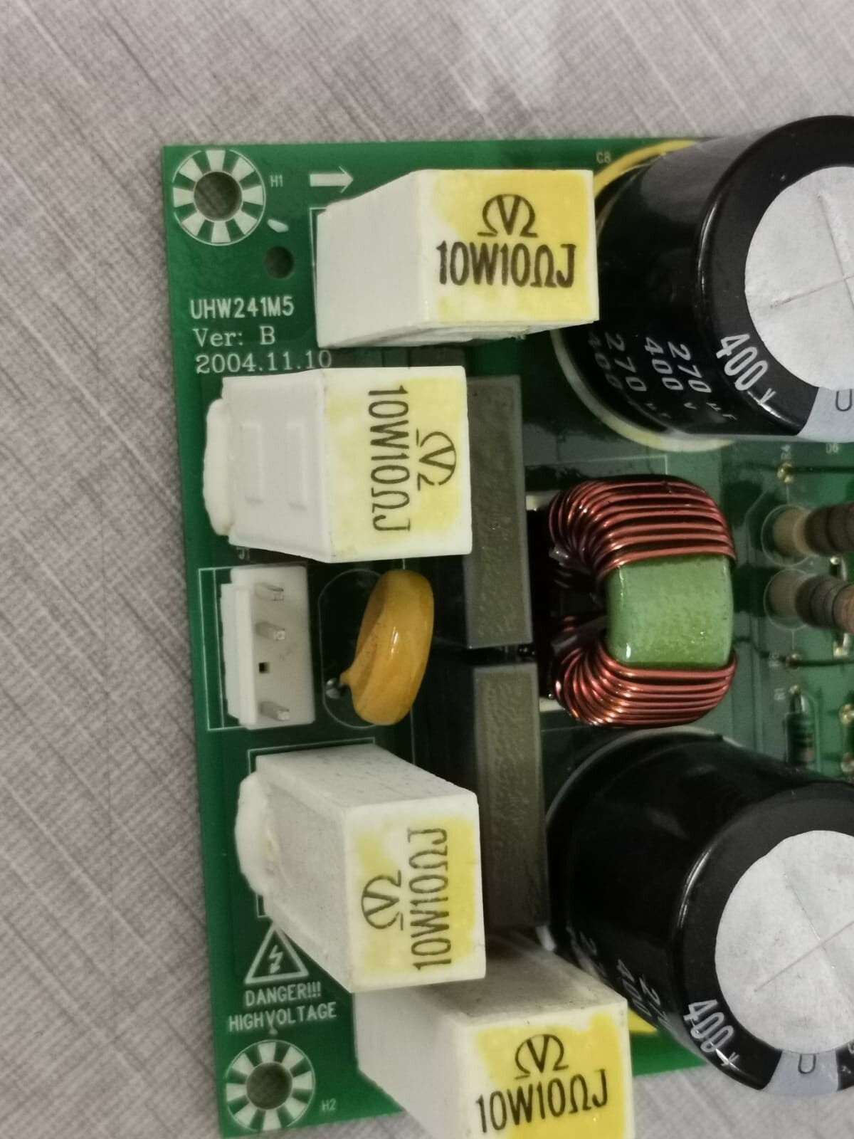 Emerson UHW241M5 Vertiv Liebert UHW241M5, Emerson ULC366SC1, SOCOMEC W4-A140S - Missing Cable 4