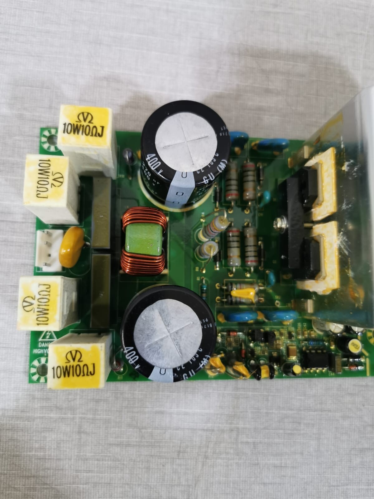 Emerson UHW241M5 Vertiv Liebert UHW241M5, Emerson ULC366SC1, SOCOMEC W4-A140S - Missing Cable 5
