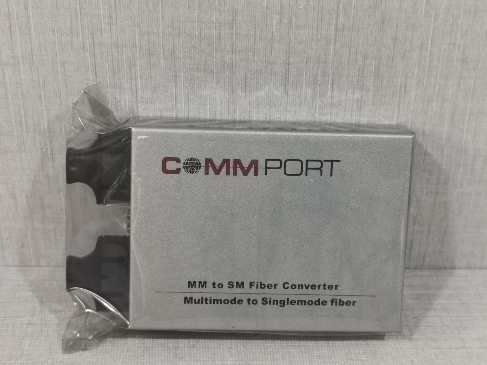 COMMPORT MM-10KM COMMPORT M100M SM-MM-10KM MULTIMODE TO SINGLEMODE FIBER COVERTER 3