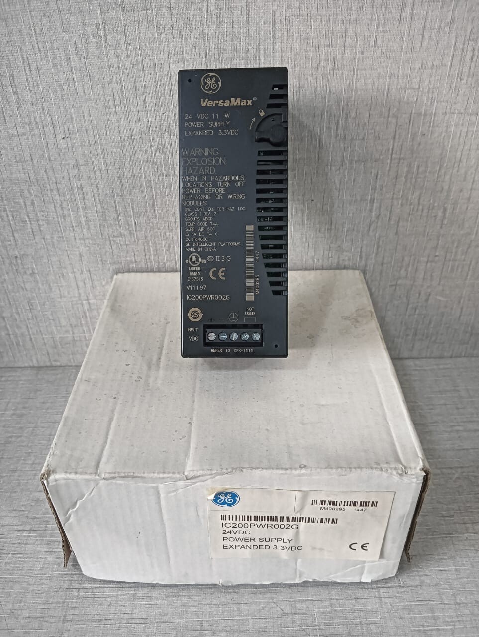 GE Fanuc IC200PWR002G Power Supply