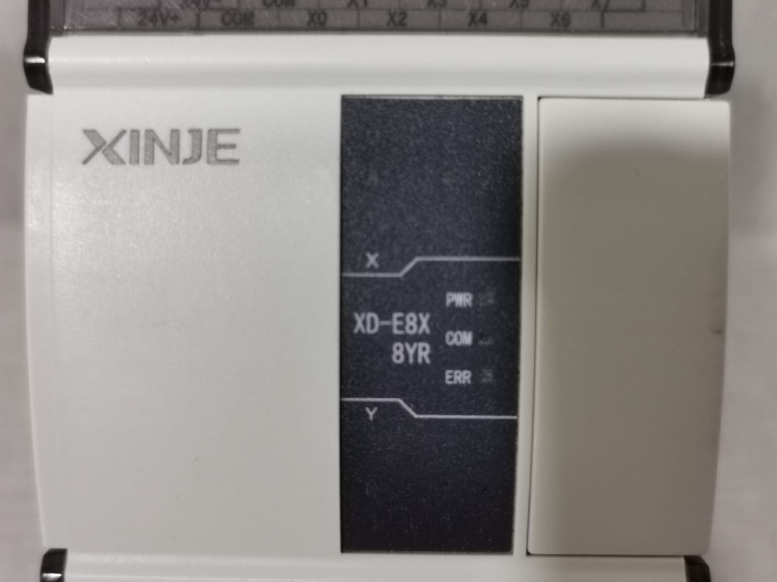 Xinje XD-E8X8YR XINJE XD-E8X8YR /8DI-8DO EXTENSION MODULE 3