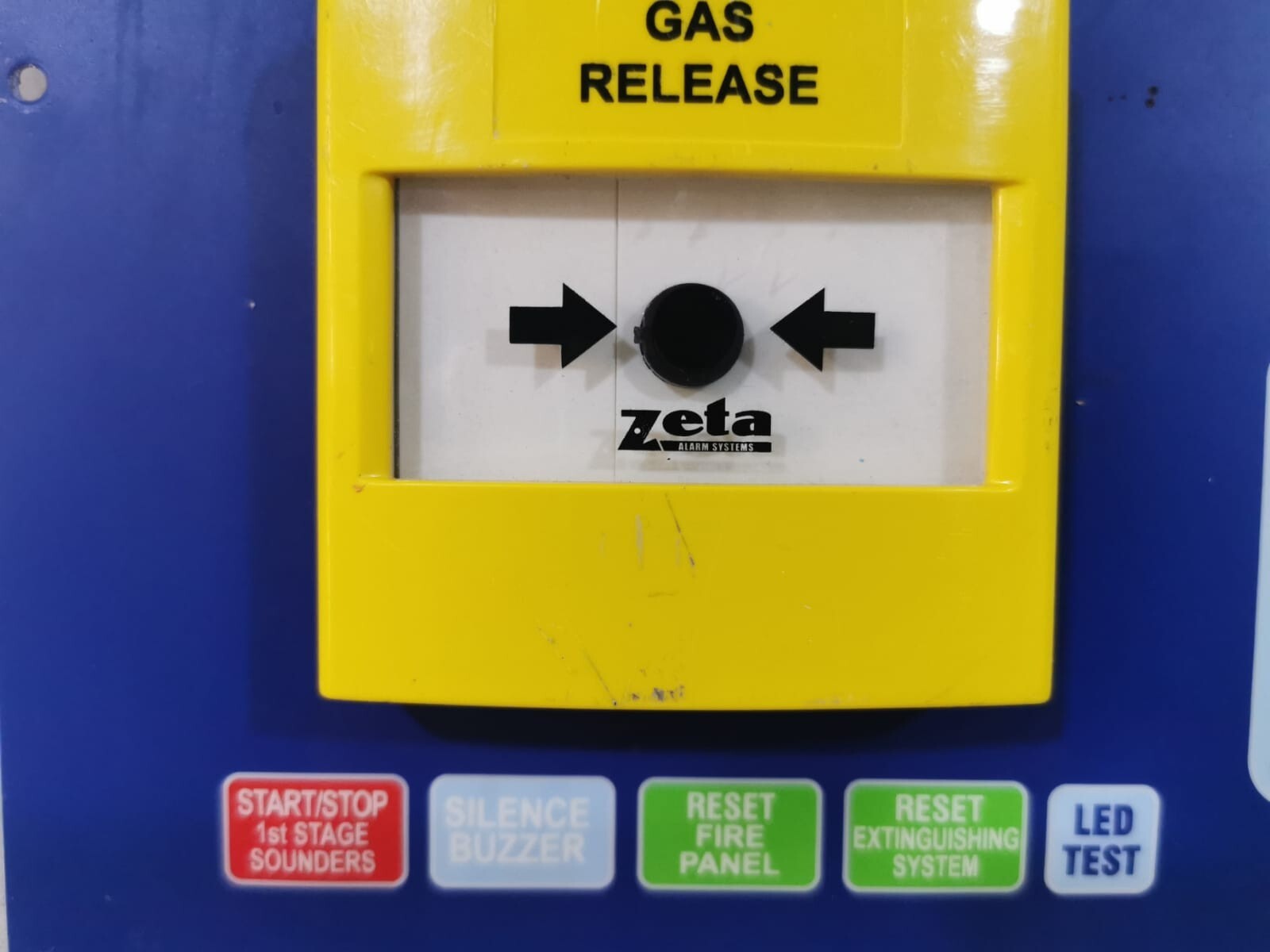 ZETA Premier EX8 ZETA Premier EX8 Combined Extinguishing & Fire Alarm Panel (PEX8)- MAIN PANEL 4