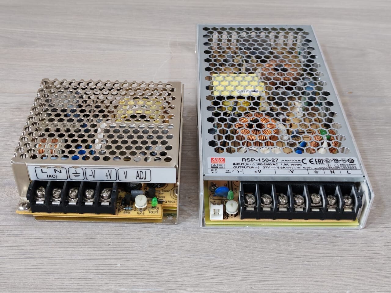 MEAN WELL RSP-150-27 and RS-50-24 MEAN WELL RSP-150-27 and RS-50-24 Switching Power Supply 4