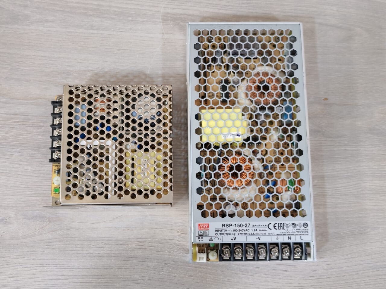 MEAN WELL RSP-150-27 and RS-50-24 MEAN WELL RSP-150-27 and RS-50-24 Switching Power Supply 6