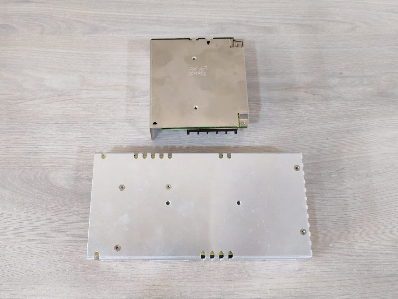MEAN WELL RSP-150-27 and RS-50-24 MEAN WELL RSP-150-27 and RS-50-24 Switching Power Supply 7