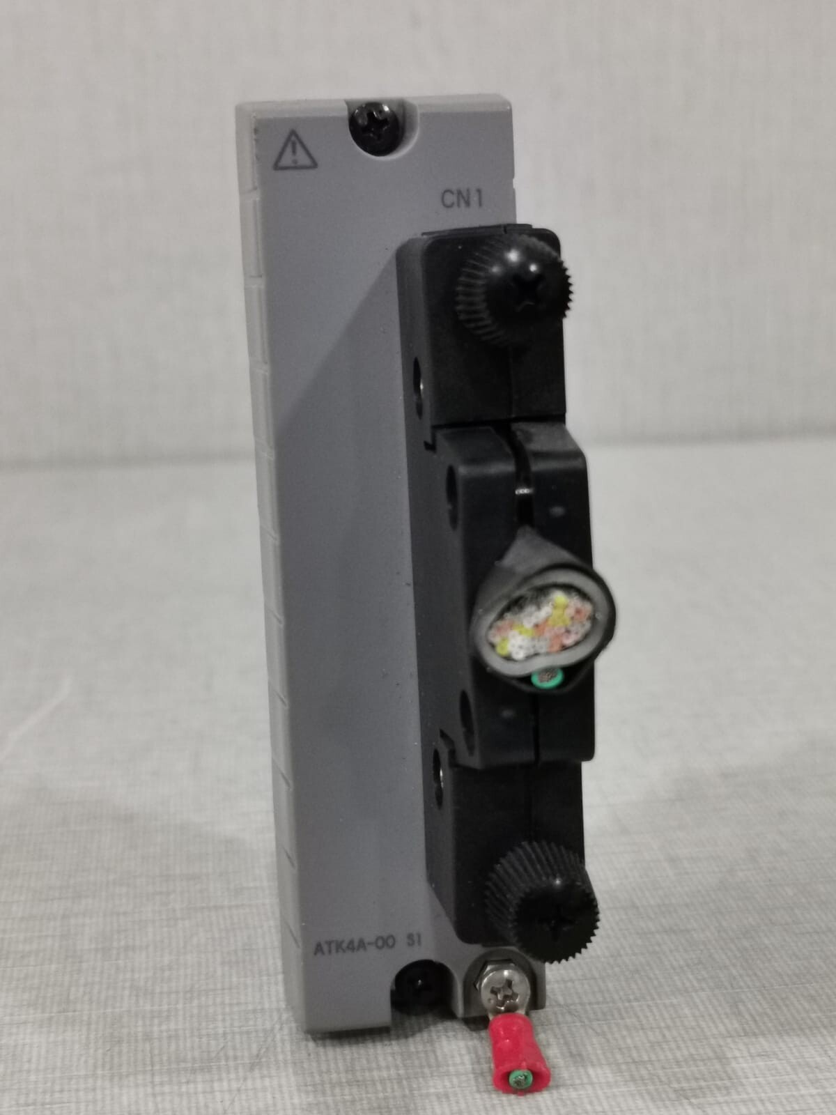 Yokogawa AAI835-S00 S2 AAI835-S00 S2 YOKOGAWA Analog I/O Module with ATK4A-00 S1 Connector/Terminal Pin 5