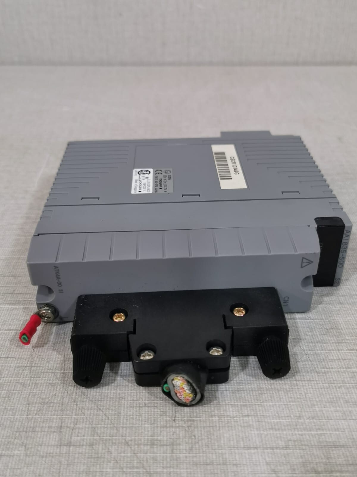 Yokogawa AAI835-S00 S2 AAI835-S00 S2 YOKOGAWA Analog I/O Module with ATK4A-00 S1 Connector/Terminal Pin 9