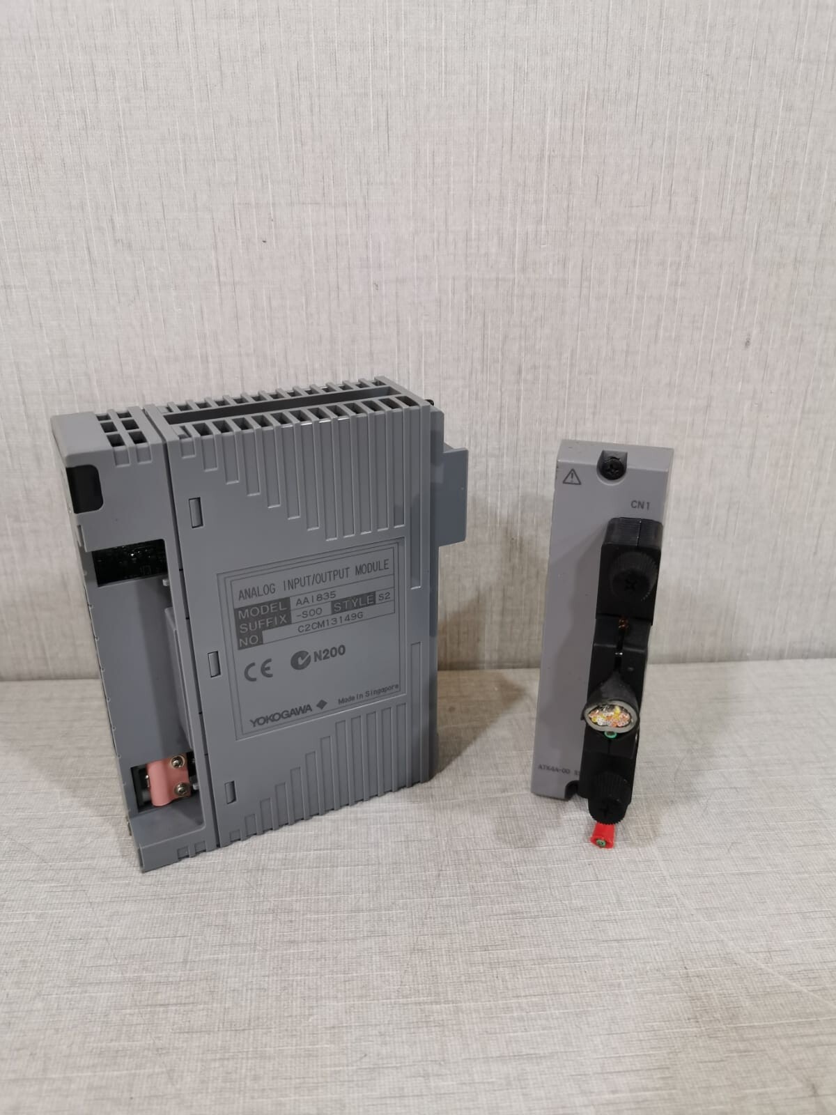 AAI835-S00 S2 YOKOGAWA Analog I/O Module with ATK4A-00 S1 Connector/Terminal Pin