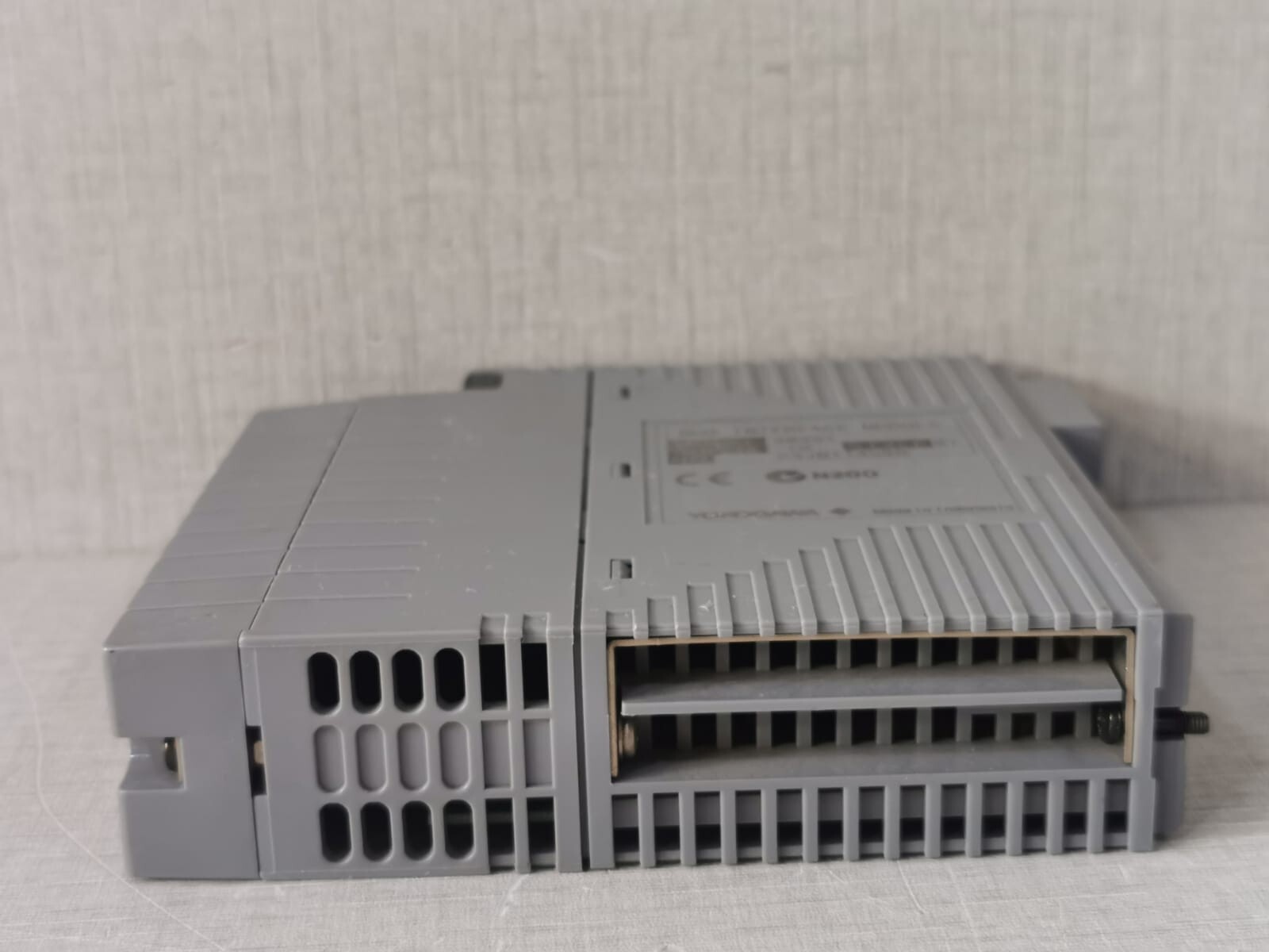 Yokogawa SB401-10 S1 YOKOGAWA SB401-10 S1 Bus Interface Module with ESB Bus Address Terminal Module 9