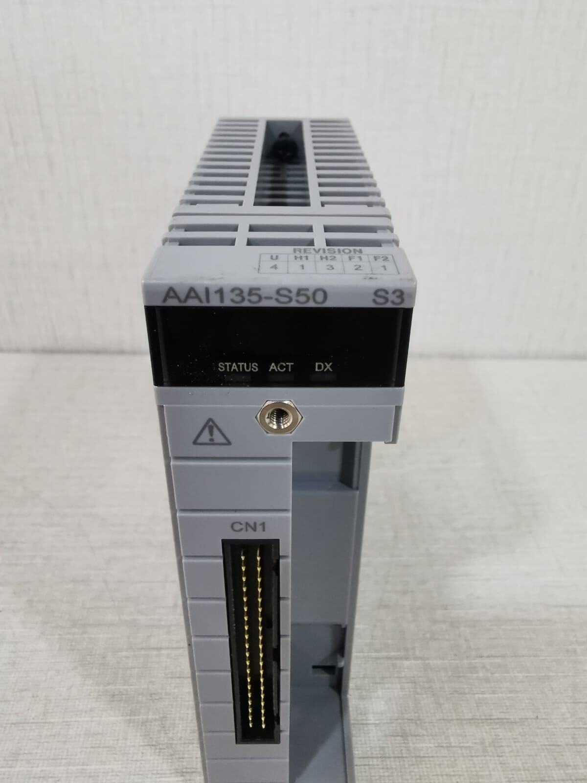 Yokogawa AAI135-S50 S3 AAI135-S50 S3 Yokogawa Analog Input Module with ATK4A-00 S1 Connector/Terminal 7