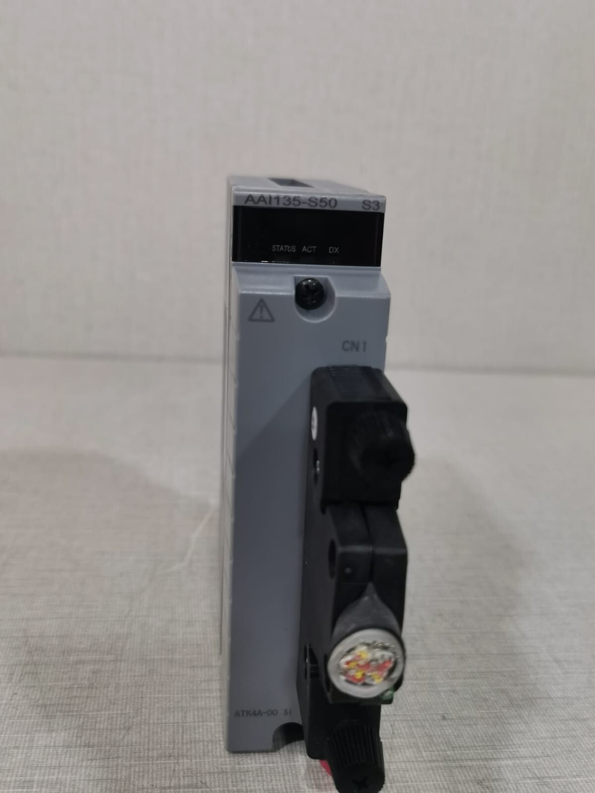 Yokogawa AAI135-S50 S3 AAI135-S50 S3 Yokogawa Analog Input Module with ATK4A-00 S1 Connector/Terminal 10