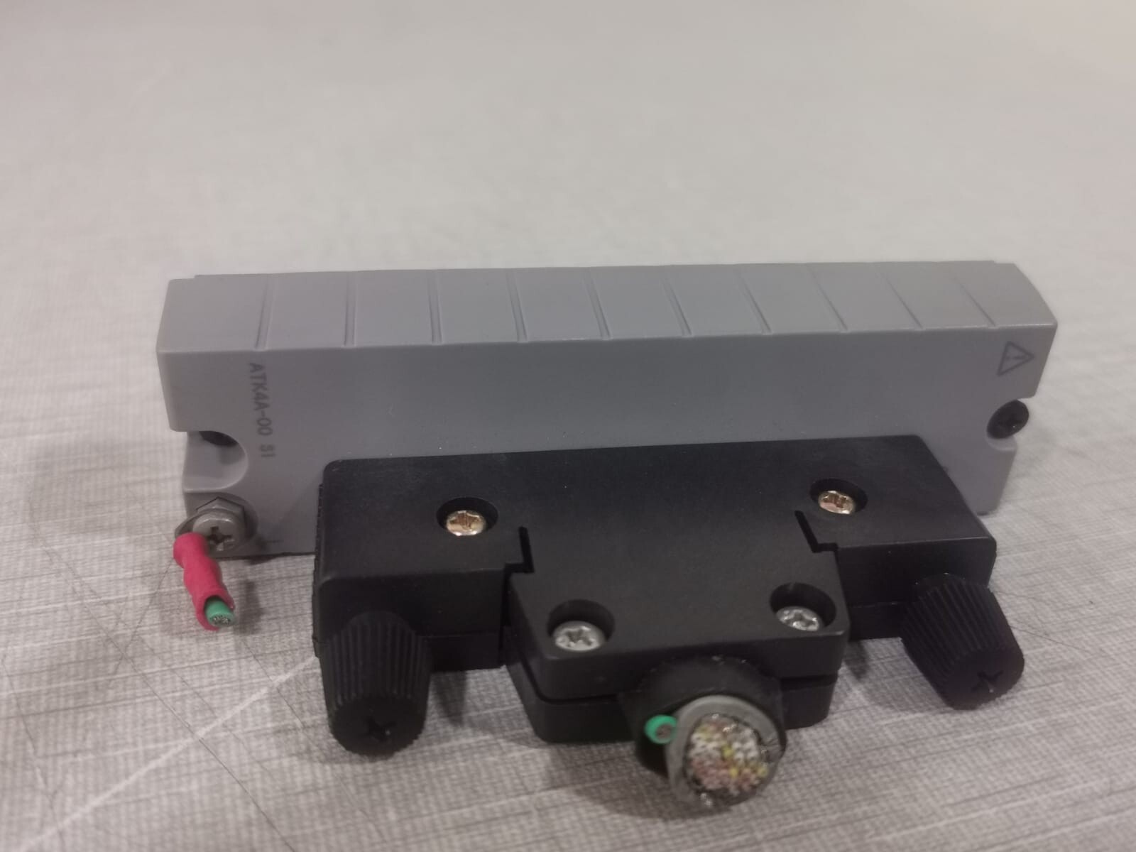 Yokogawa AAP135-S00 S2 AAP135-S00 S2 Yokogawa Pulse Input Module with ATK4-00 S1 Connector/Terminal Pin 6