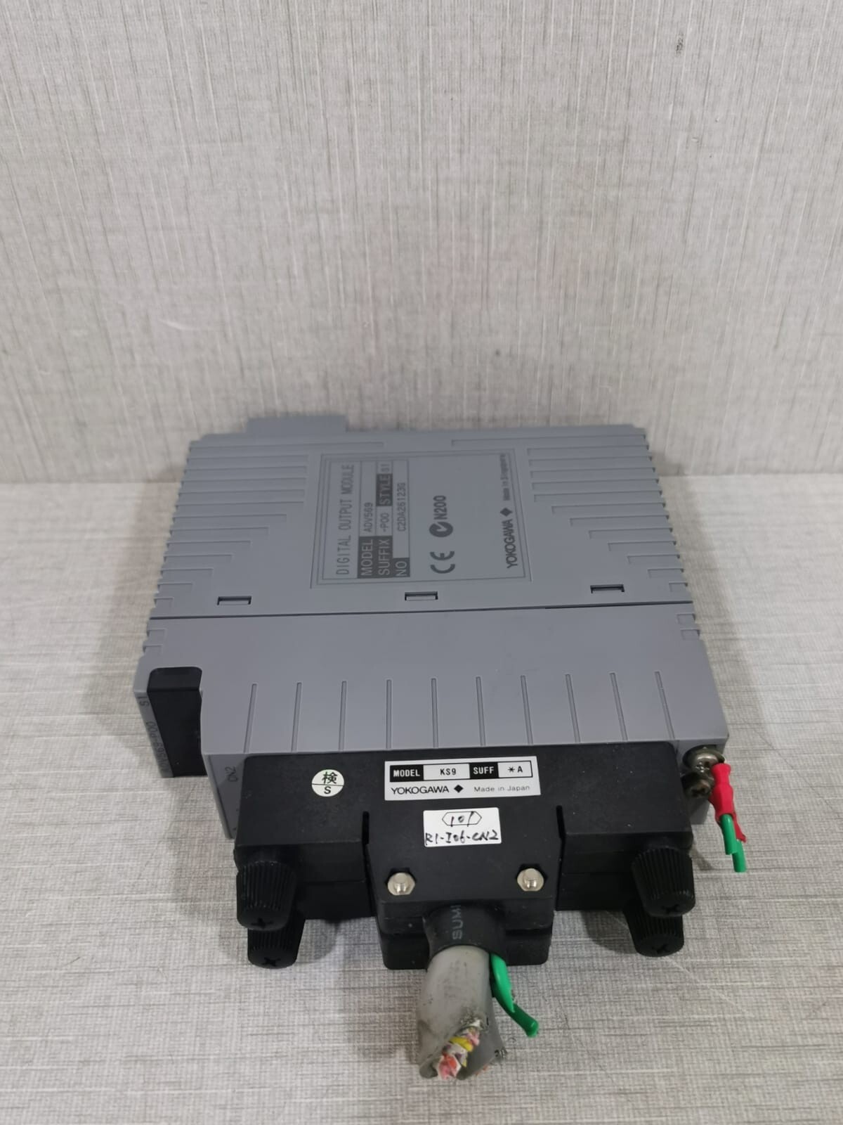 Yokogawa ADV569-P00 S1 ADV569-P00 S1 Yokogawa Digital Output Module with Connector or Terminal Pin 6