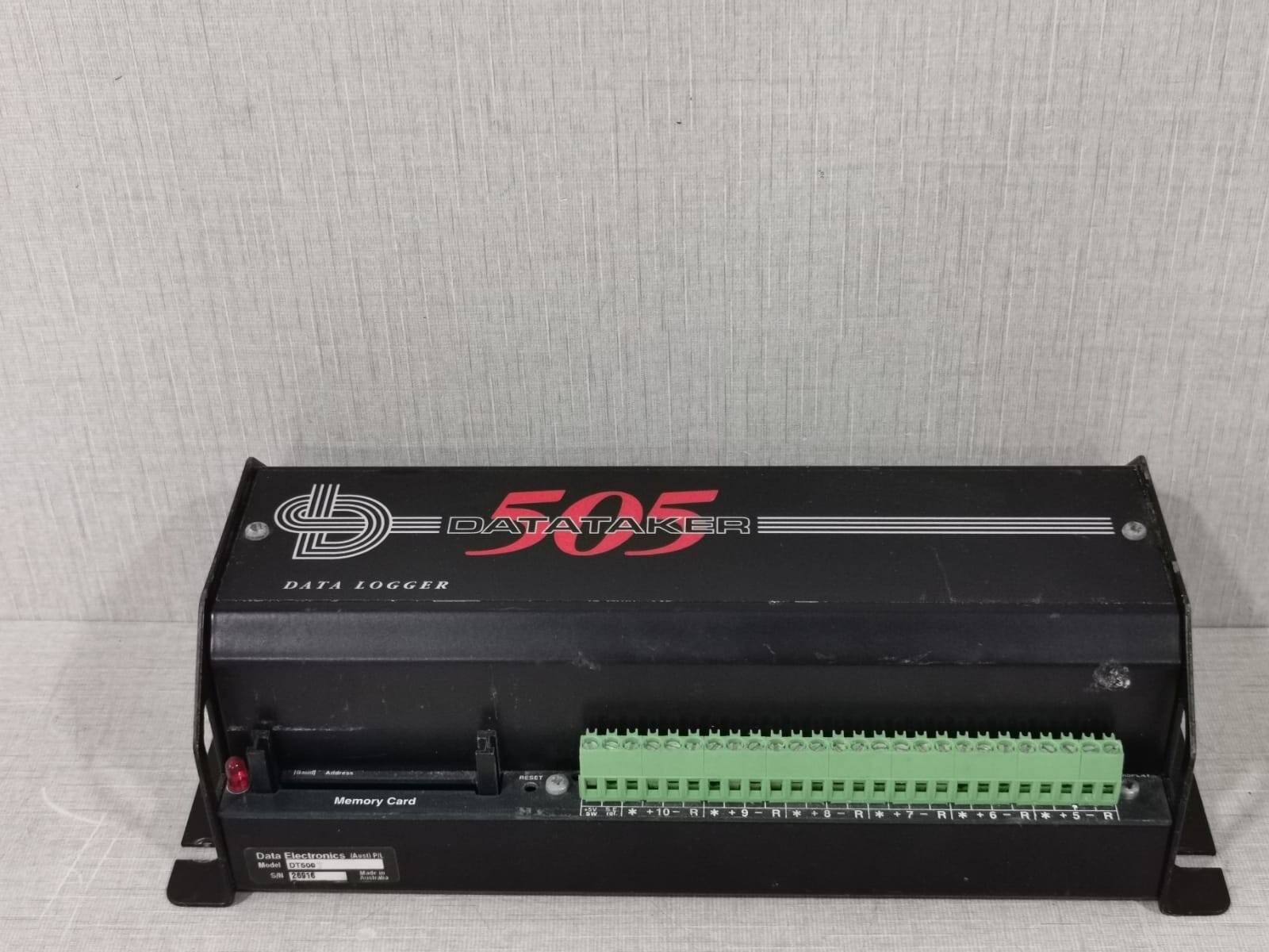 DATA TAKER DT500 DATA TAKER 505 DT500 DATA LOGGER-WITH RUSTY PART & WITHOUT MEMORY CARD 6