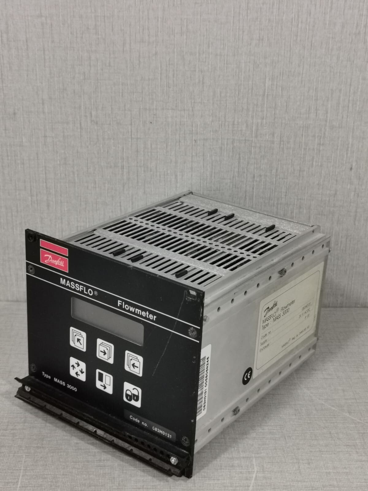Danfoss MASS 3000 DANFOSS MASS 3000 MASSFLO FLOWMETER - Missing Back Cover 10