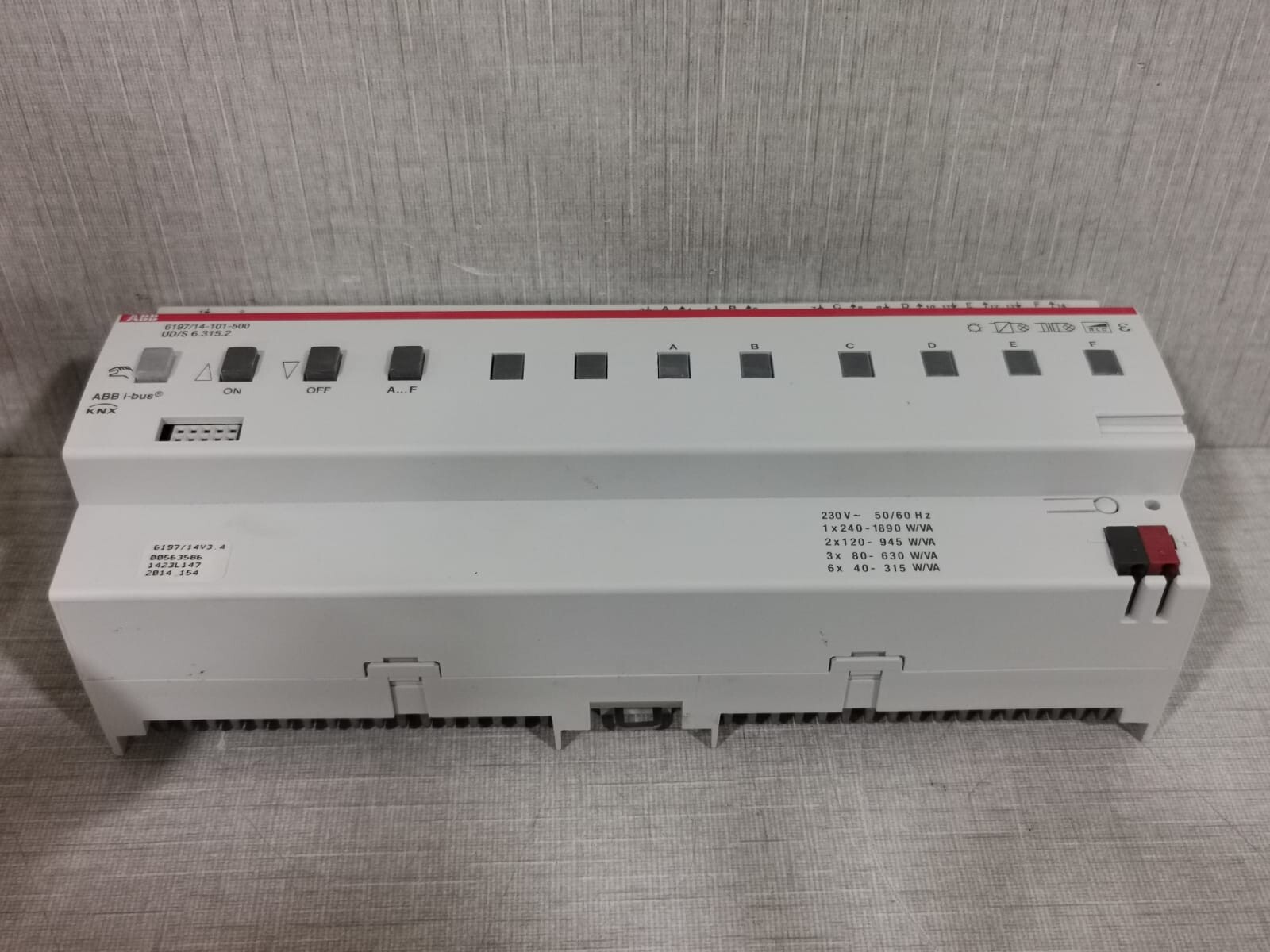 ABB 2CDG 006 197 R0038 2CDG 006 197 R0038 ABB 6197/14-101-500 Universal Dimmer Actuator UD/S 6.315.2 7